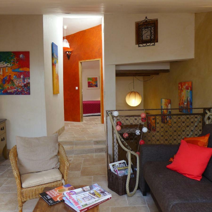Hirondelle En Provence Affittacamere 3*